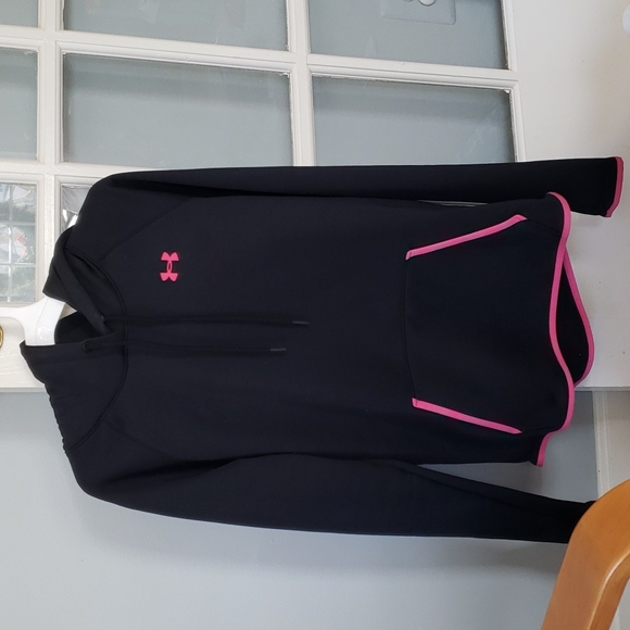 Women's small UA hoodie - Picture 1 of 1